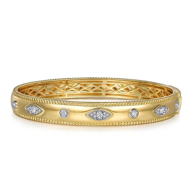 Diamond Bujukan Cuff