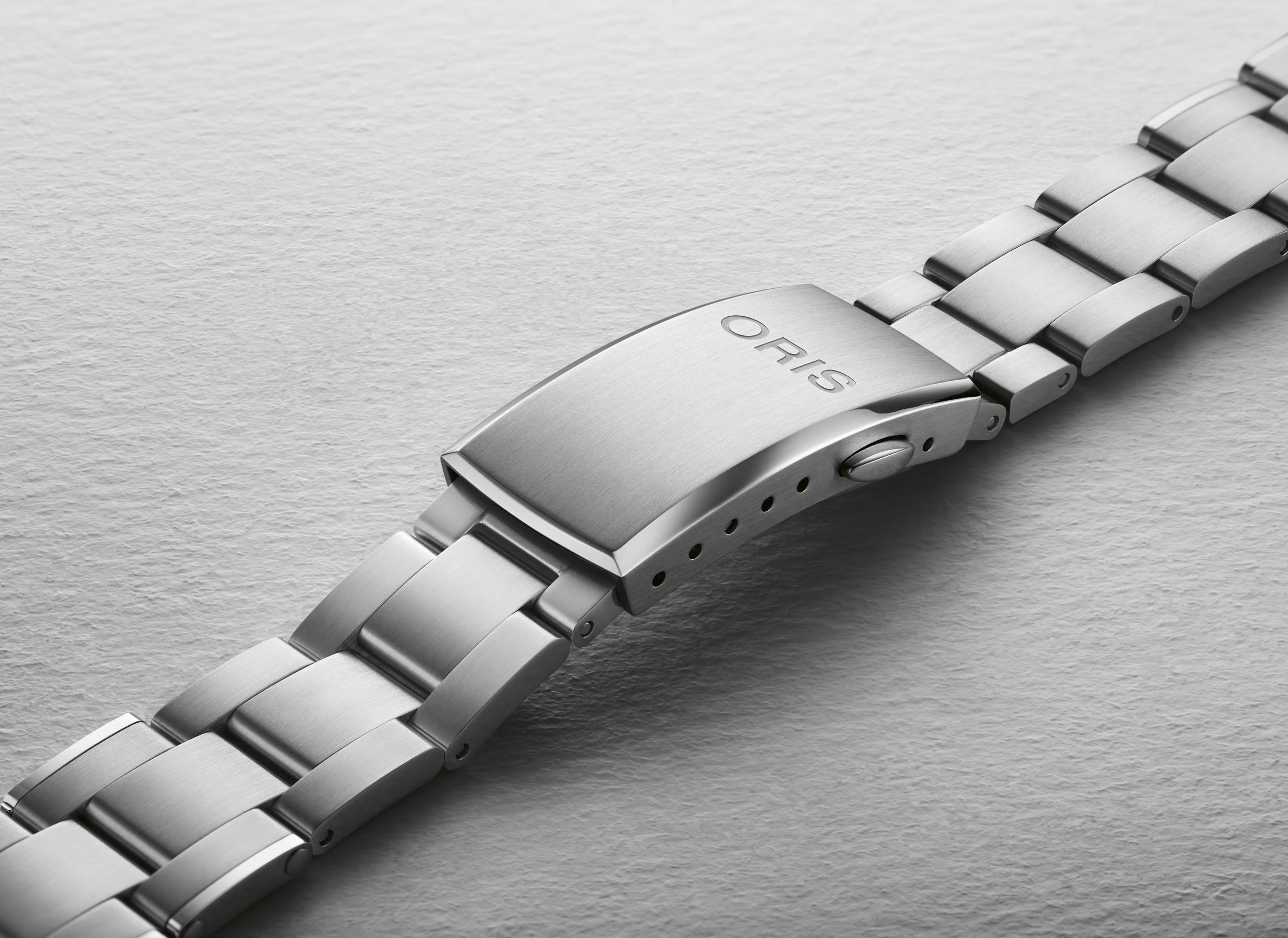 Divers Date 39mm Watch