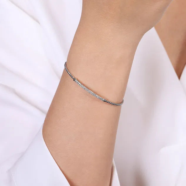 White Gold Bujukan Diamond Bar Split Bangle