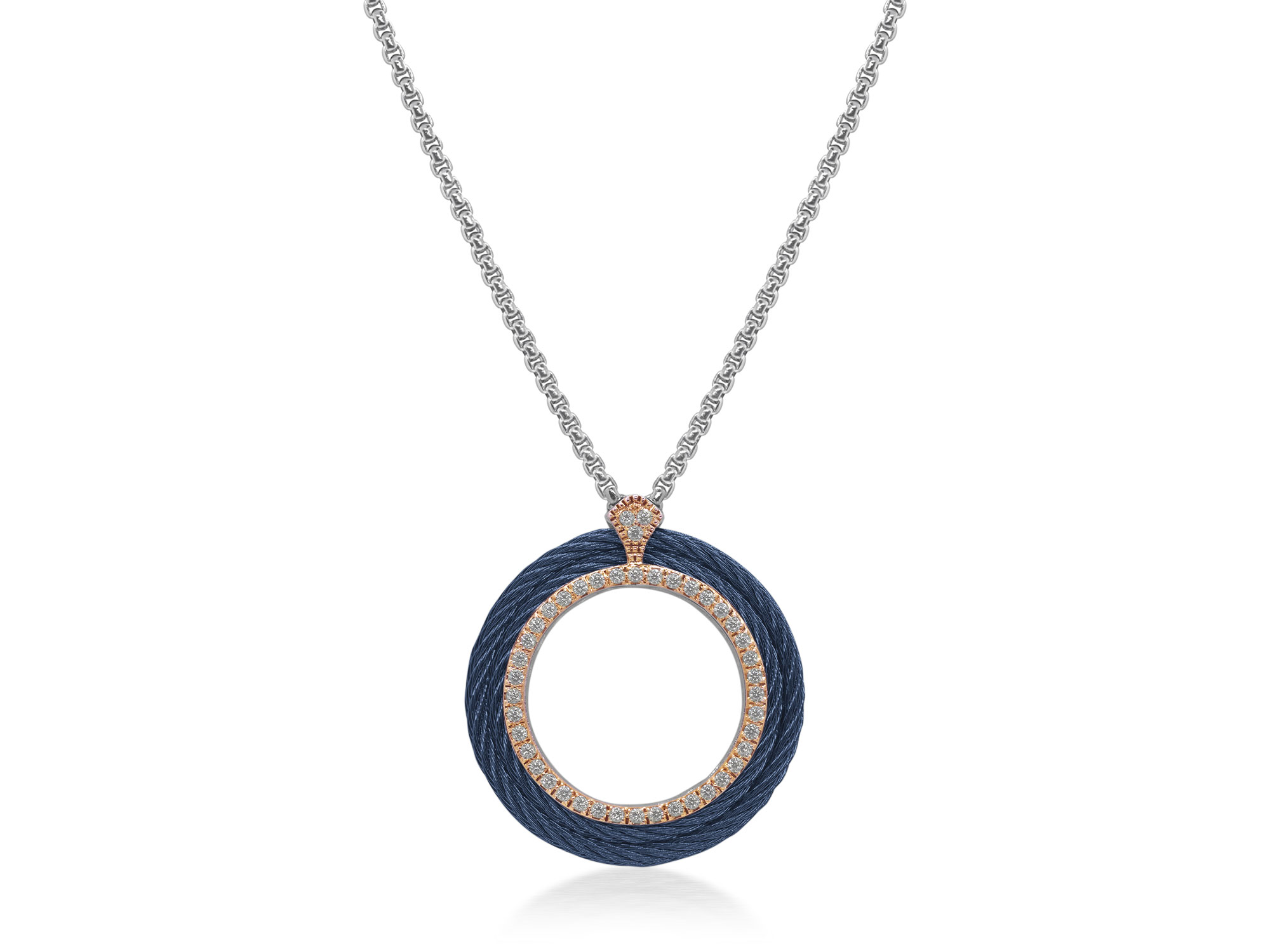 Blueberry Cable Circle Pendant Necklace with Diamonds