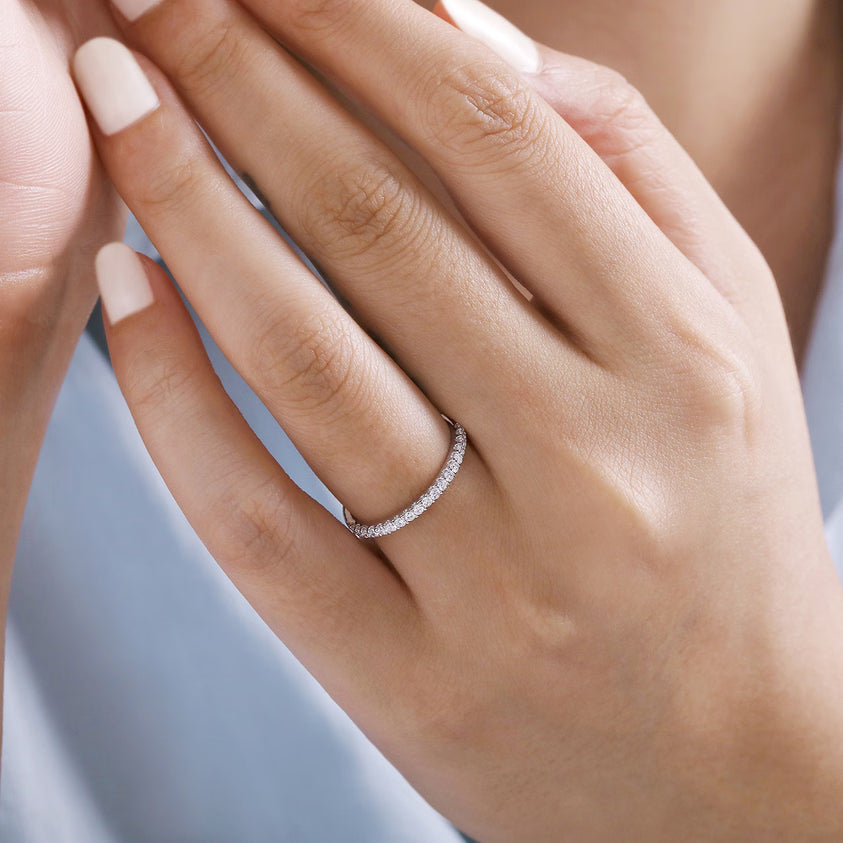 Montreal White Gold Shared Prong Diamond Wedding Band