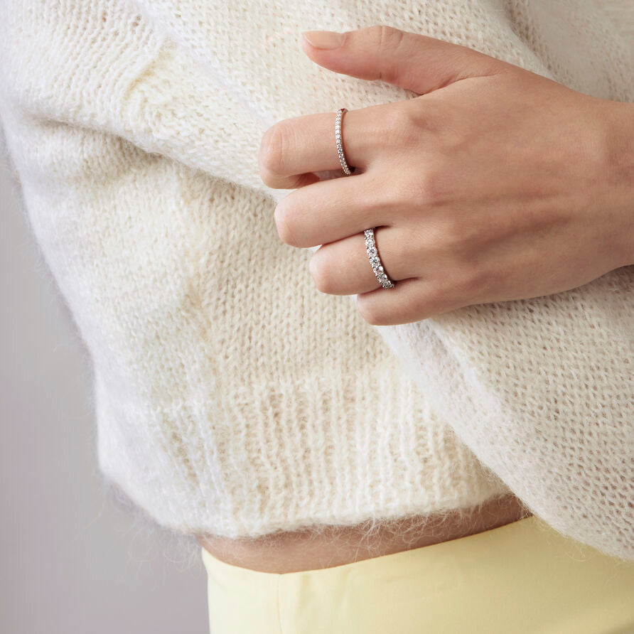 Yellow Gold Signature 11 Stone Diamond Band