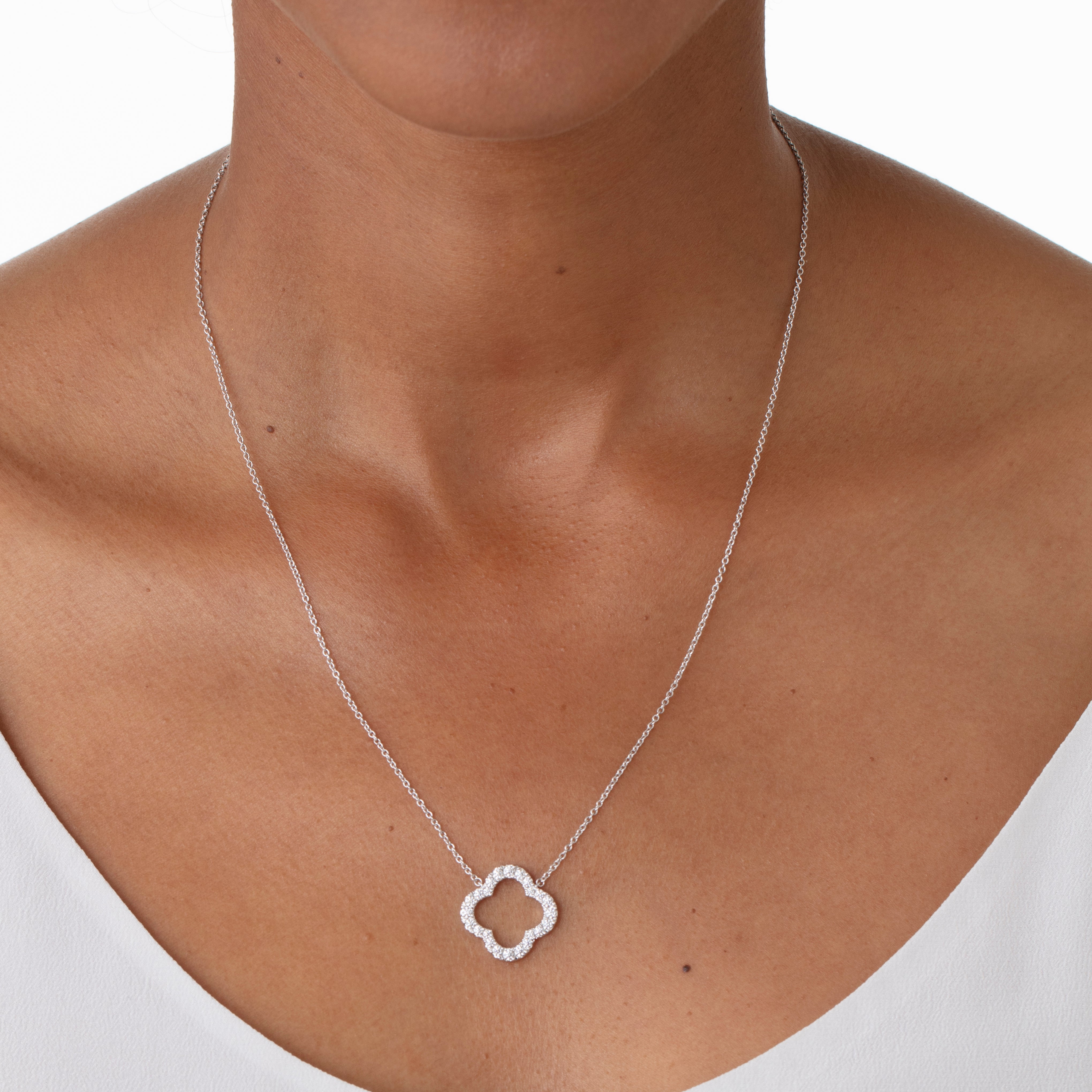 Hearts On Fire Signature Large Petal Necklace