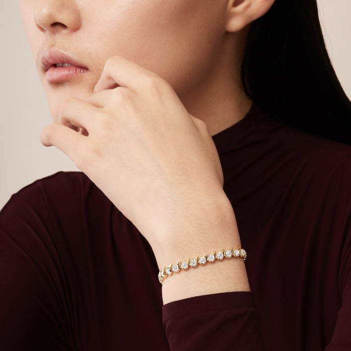 LU Droplet Bracelet