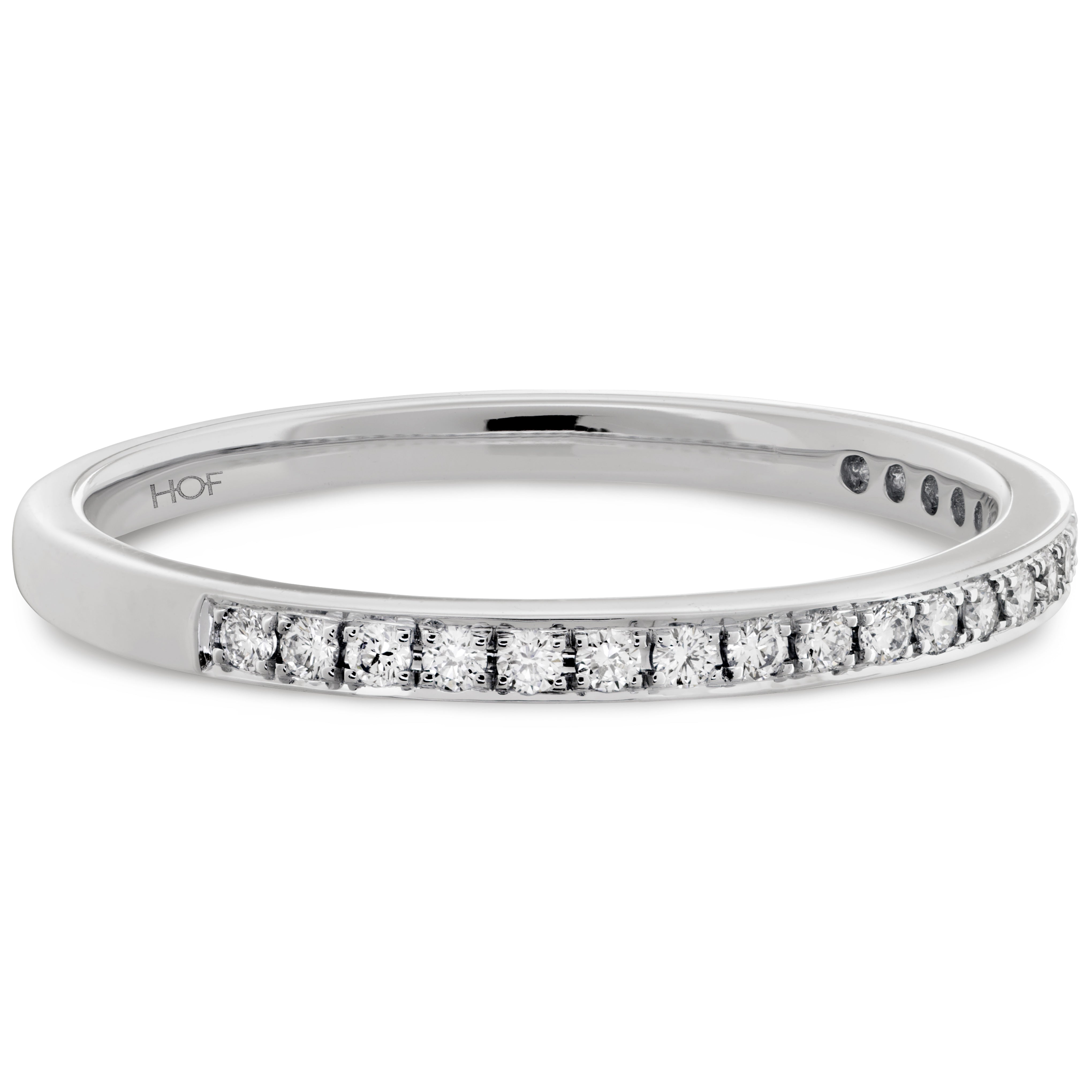Hearts On Fire Signature Diamond Band, detail view
