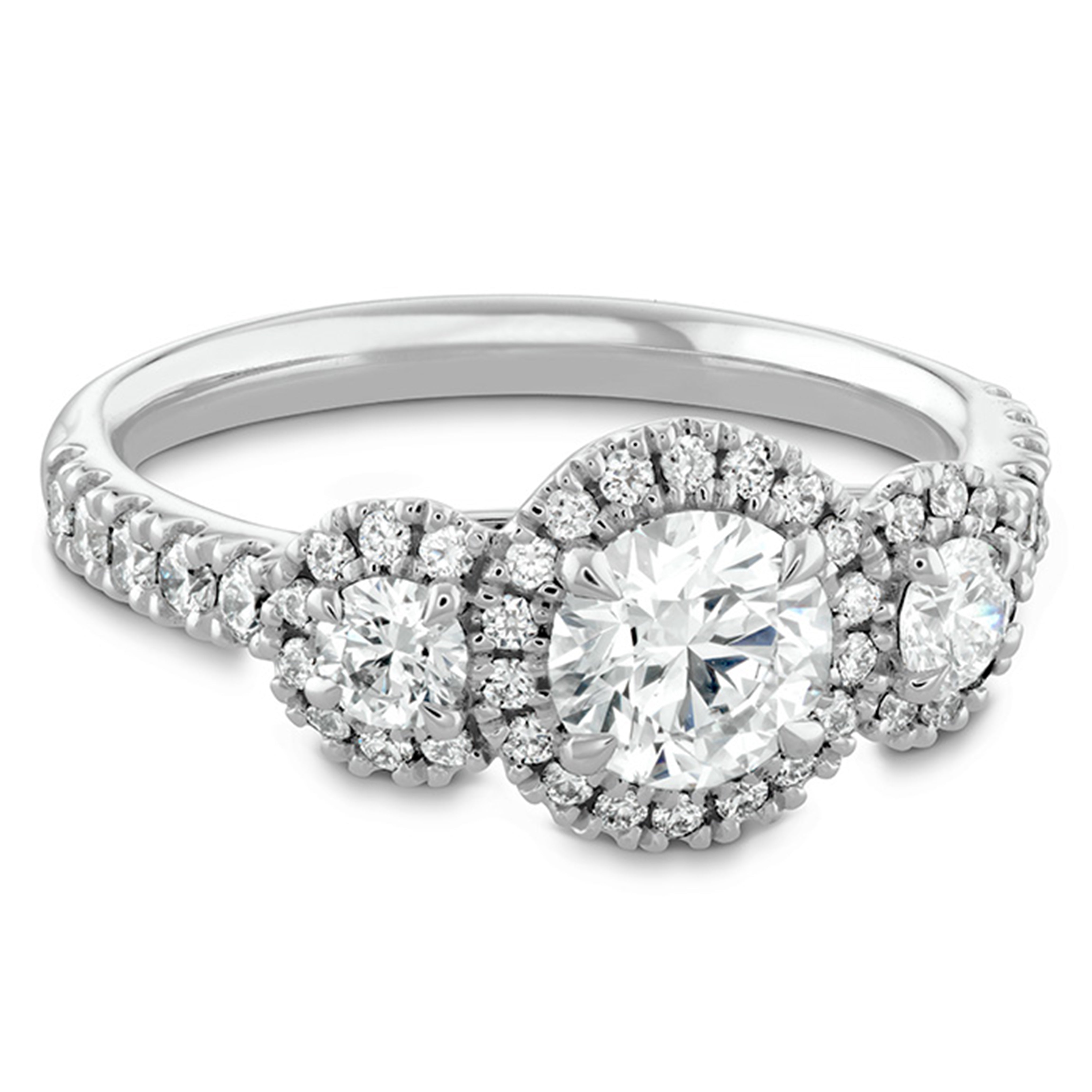 Hearts On Fire Integrity engagement ring, detail view