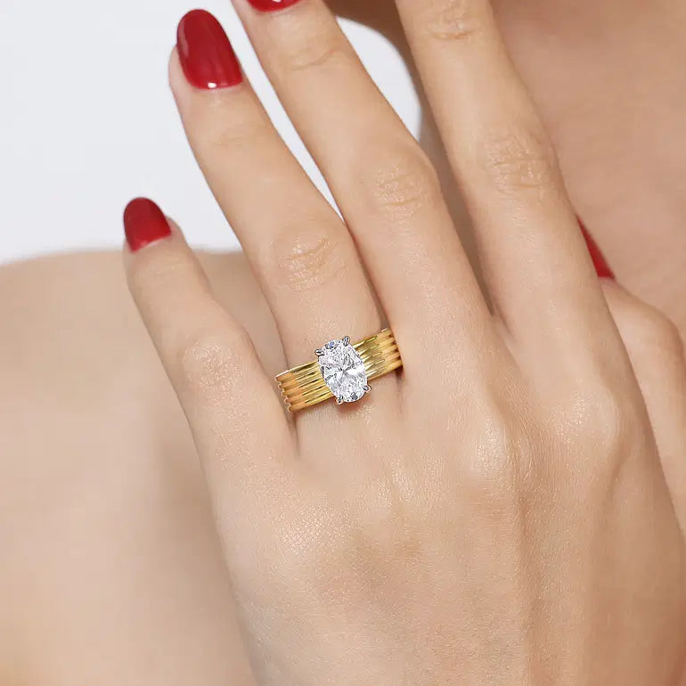 Cova White-Yellow Gold Oval Diamond Engagement Ring Setting
